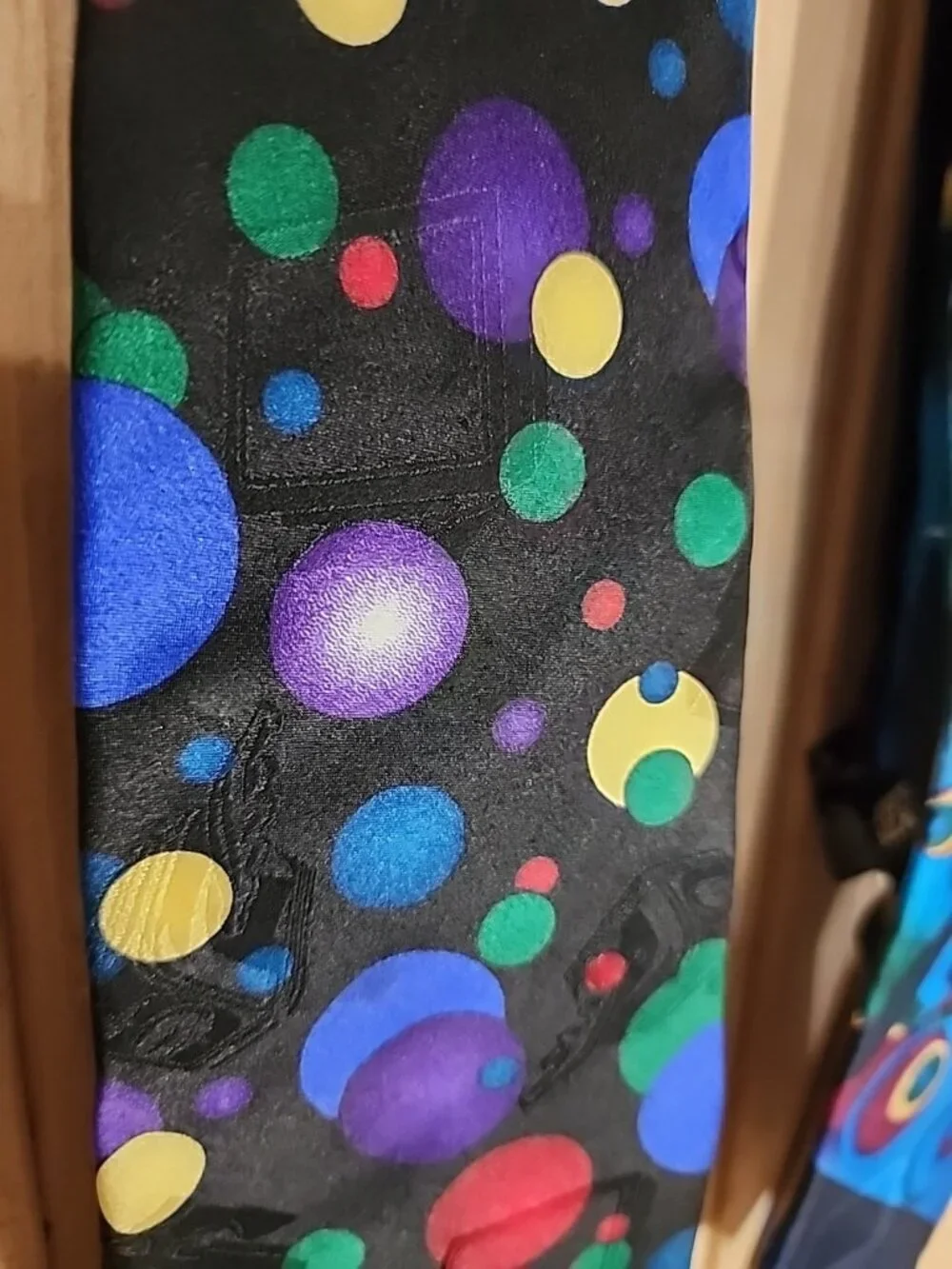VTG After Dark Mens Neck Ties 100% Silk Nirvana Spheres Wearable Art Flying Toas